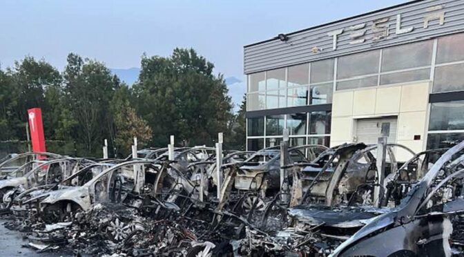 Chignin (Savoie) France : Tesla barbecue