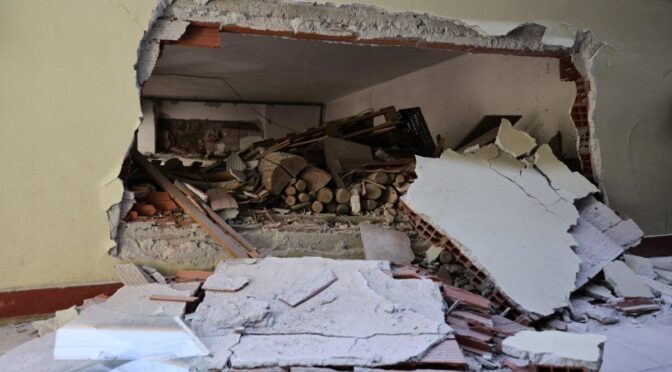 Thessaloniki, Greece: Responsibility claim for explosion at home of prison officers’ union president Kostas Varsamis by armed organisation ‘Sagre Negra’ [Black Blood]